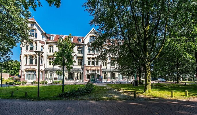 Oegstgeest gemeentehuis